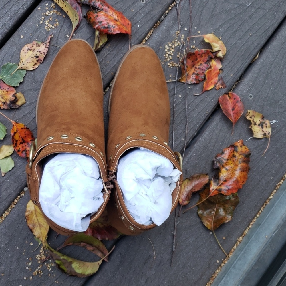 Maple Suede Booties - Picture 9 of 9